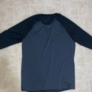 Black under armour 3/4 sleeve length